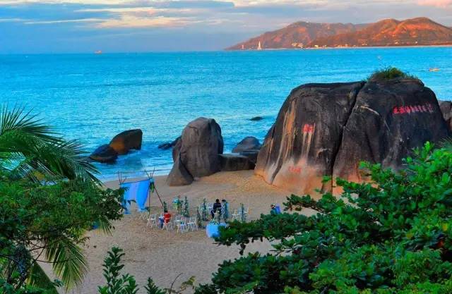 国内 原美海南-摩登家庭(希尔顿版)三亚双飞6天景点安排:天涯海角—赠